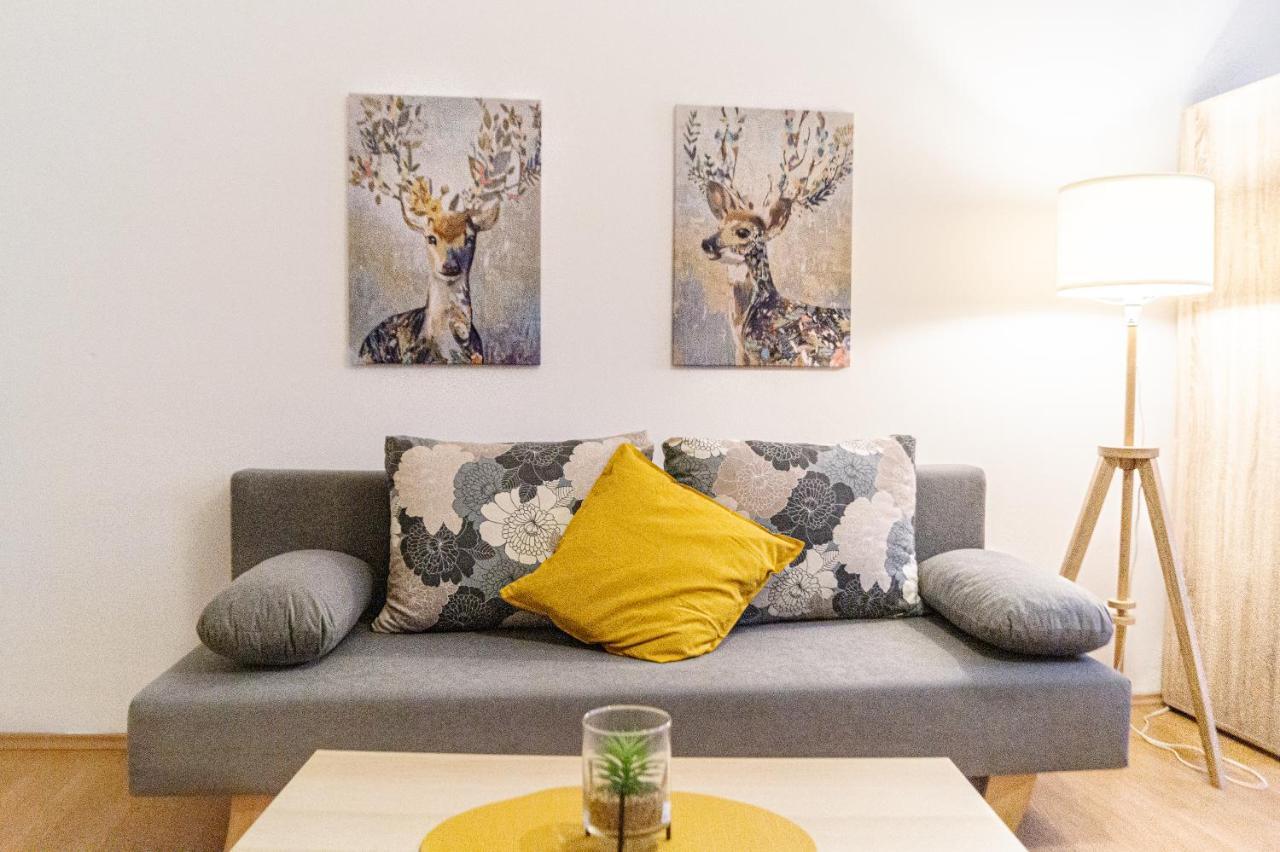 Economy 1Br Apartment Well Connected To The Whole City فيينا المظهر الخارجي الصورة