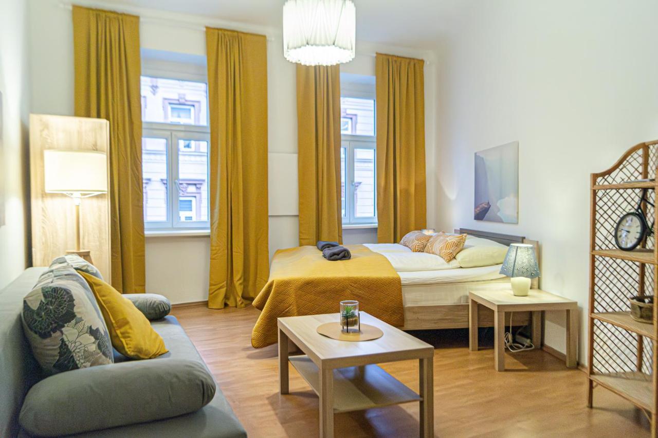Economy 1Br Apartment Well Connected To The Whole City فيينا المظهر الخارجي الصورة