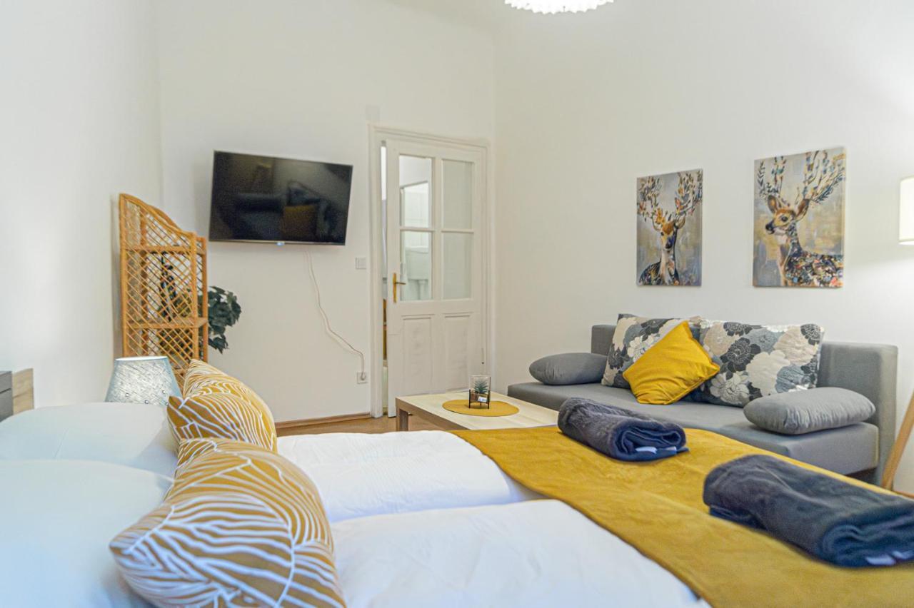 Economy 1Br Apartment Well Connected To The Whole City فيينا المظهر الخارجي الصورة