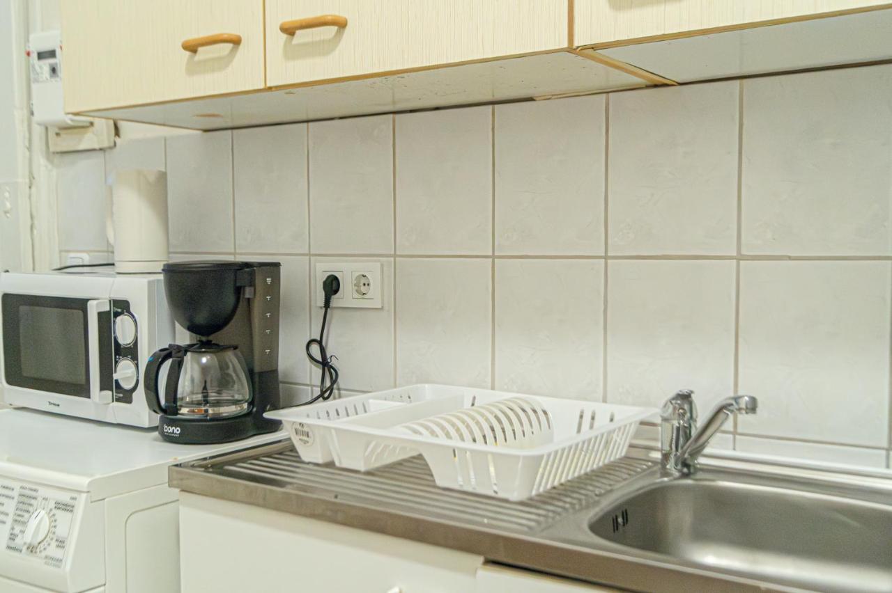 Economy 1Br Apartment Well Connected To The Whole City فيينا المظهر الخارجي الصورة